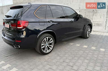 Внедорожник / Кроссовер BMW X5 2015 в 