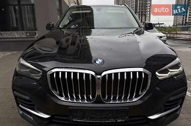Внедорожник / Кроссовер BMW X5 2022 в Киеве