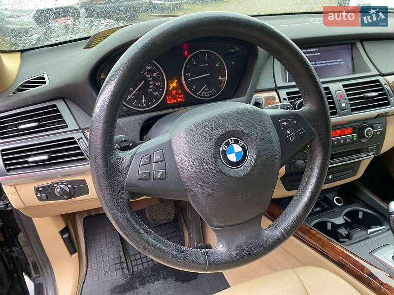Позашляховик / Кросовер BMW X5 2013 в Львові фото 14 Позашляховик / Кросовер BMW X5 2013 в Львові
