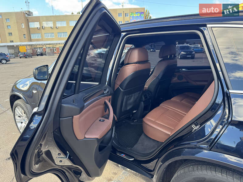Позашляховик / Кросовер BMW X5 2012 в Житомирі