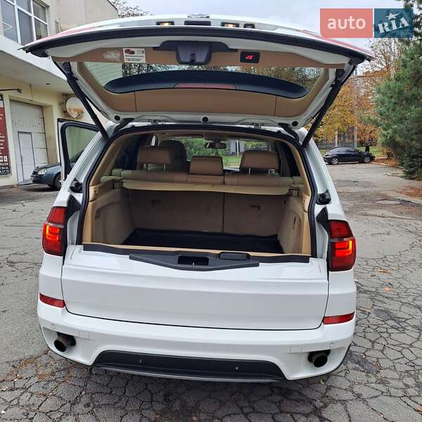 Внедорожник / Кроссовер BMW X5 2010 в Харькове