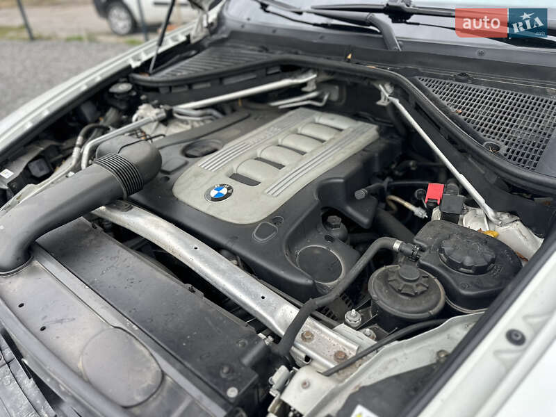 Позашляховик / Кросовер BMW X5 2010 в Вінниці