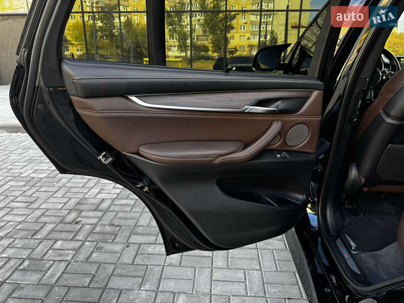 Позашляховик / Кросовер BMW X5 2015 в Дніпрі