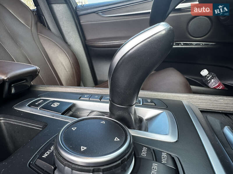 Позашляховик / Кросовер BMW X5 2015 в Дніпрі
