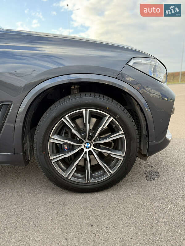 Внедорожник / Кроссовер BMW X5 2019 в Ровно