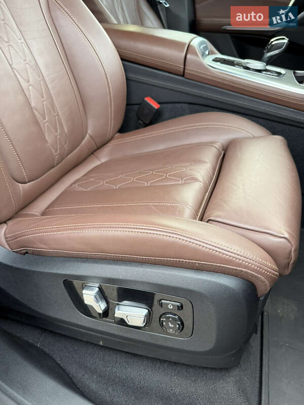 Внедорожник / Кроссовер BMW X5 2019 в Ровно