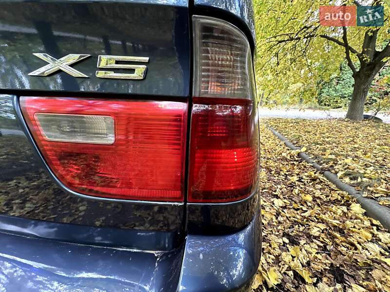 Внедорожник / Кроссовер BMW X5 2004 в Умани