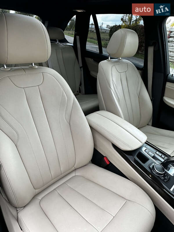 Внедорожник / Кроссовер BMW X5 2016 в Киеве