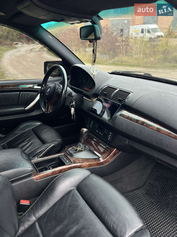 Внедорожник / Кроссовер BMW X5 2002 в Перемышлянах