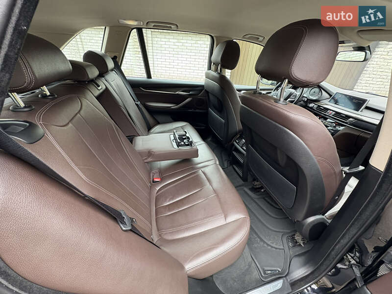 Позашляховик / Кросовер BMW X5 2015 в Києві