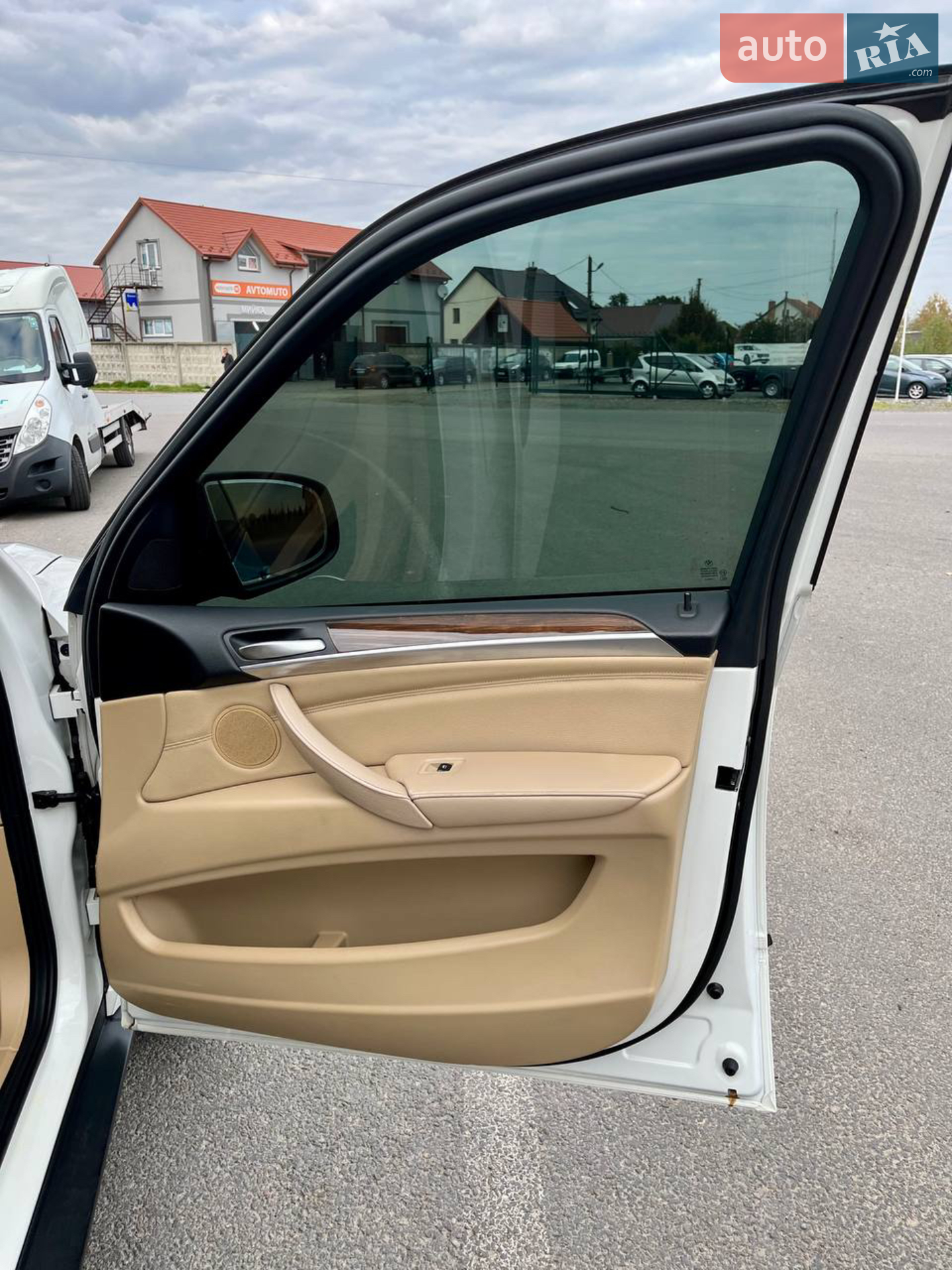 2011 BMW X5 - мініатюра 26
