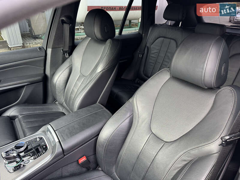 Внедорожник / Кроссовер BMW X5 2018 в Черновцах