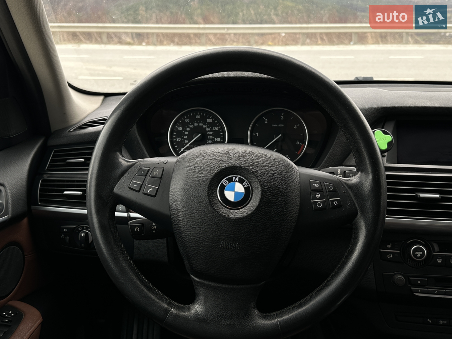 2010 BMW X5 - мініатюра 13
