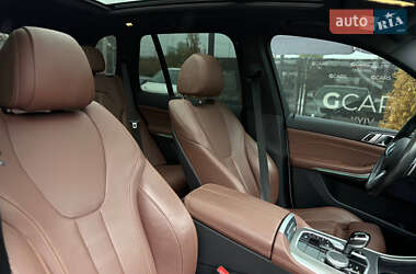Внедорожник / Кроссовер BMW X5 2022 в 