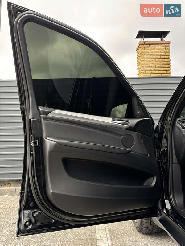 Позашляховик / Кросовер BMW X5 2012 в Запоріжжі