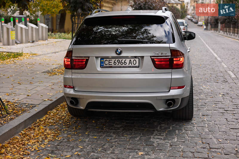 Внедорожник / Кроссовер BMW X5 2011 в Черновцах