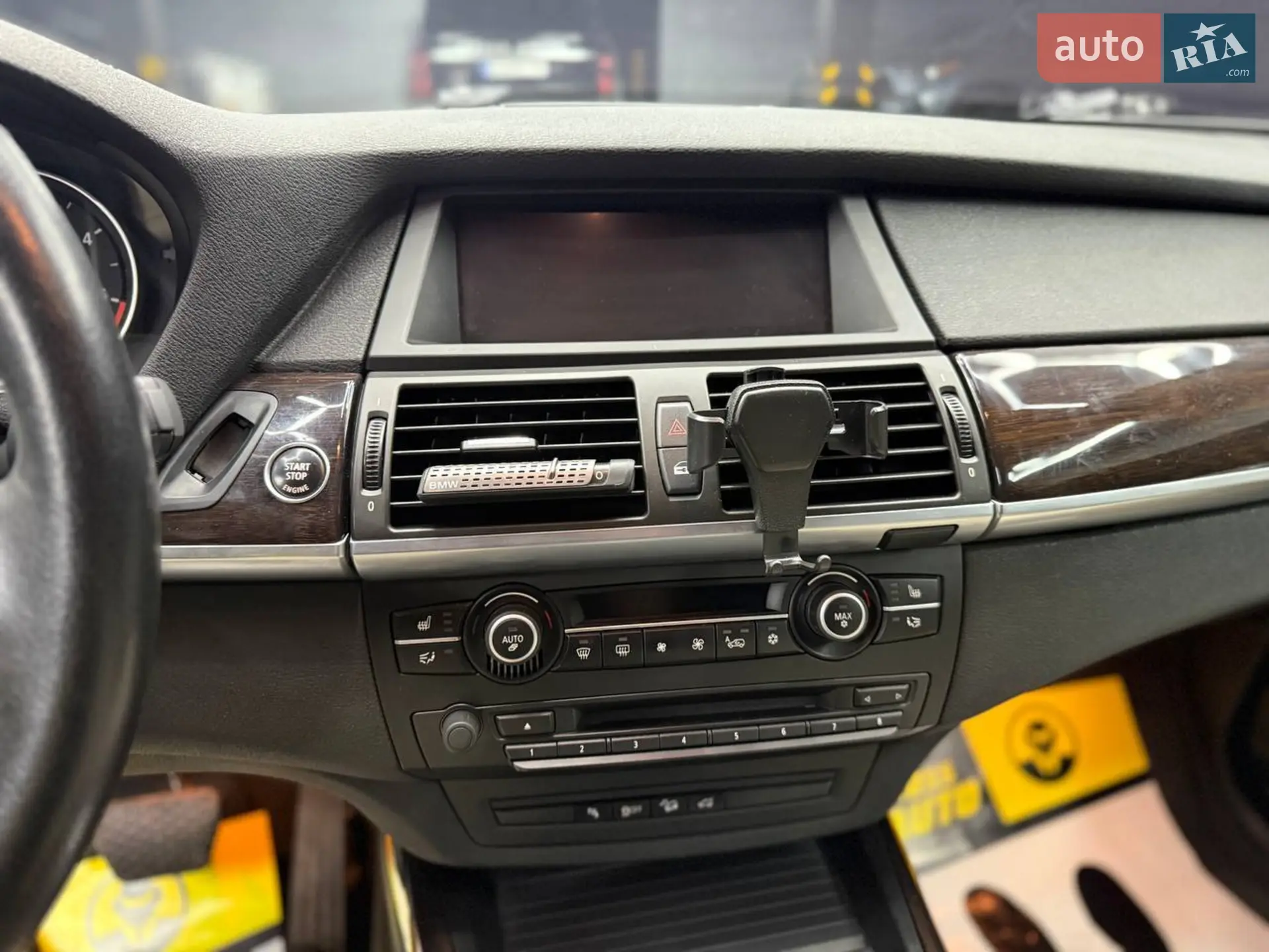 2011 BMW X5 - мініатюра 19