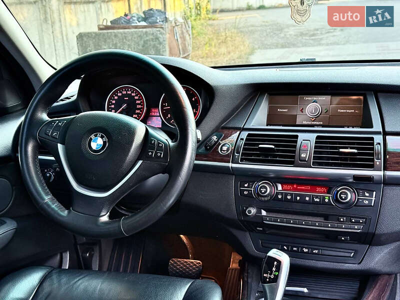 Позашляховик / Кросовер BMW X5 2009 в Запоріжжі