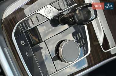 Внедорожник / Кроссовер BMW X5 2018 в 