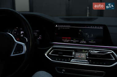 Внедорожник / Кроссовер BMW X5 2019 в 