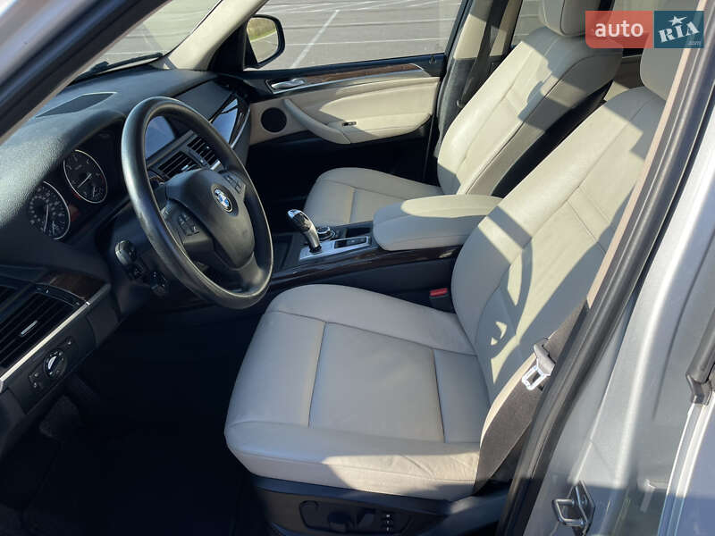 Внедорожник / Кроссовер BMW X5 2012 в Ровно фото 23 Внедорожник / Кроссовер BMW X5 2012 в Ровно