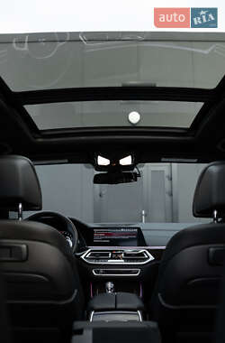 Внедорожник / Кроссовер BMW X5 2019 в 