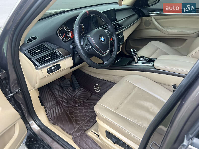 Позашляховик / Кросовер BMW X5 2011 в Києві