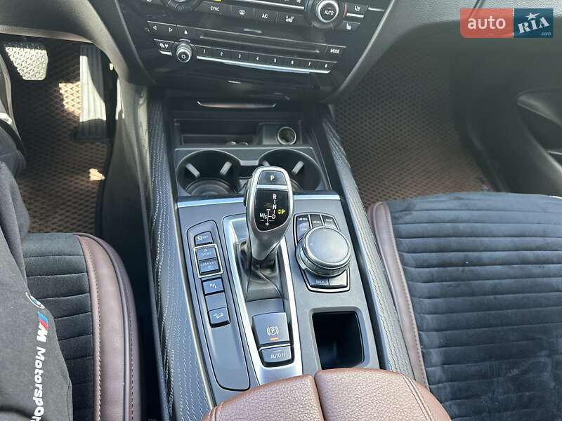 Позашляховик / Кросовер BMW X5 2016 в Лозовій