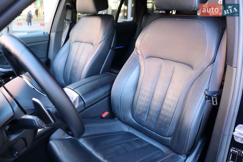 Внедорожник / Кроссовер BMW X5 2019 в Львове