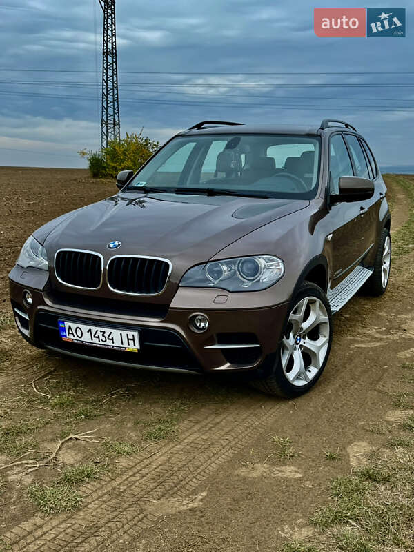 Внедорожник / Кроссовер BMW X5 2012 в Тячеве фото 7 Внедорожник / Кроссовер BMW X5 2012 в Тячеве