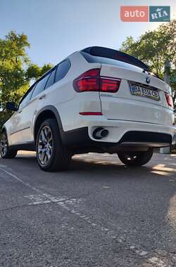 Внедорожник / Кроссовер BMW X5 2013 в 