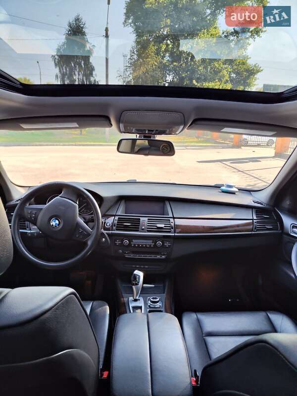 Позашляховик / Кросовер BMW X5 2013 в Києві фото 14 Позашляховик / Кросовер BMW X5 2013 в Києві