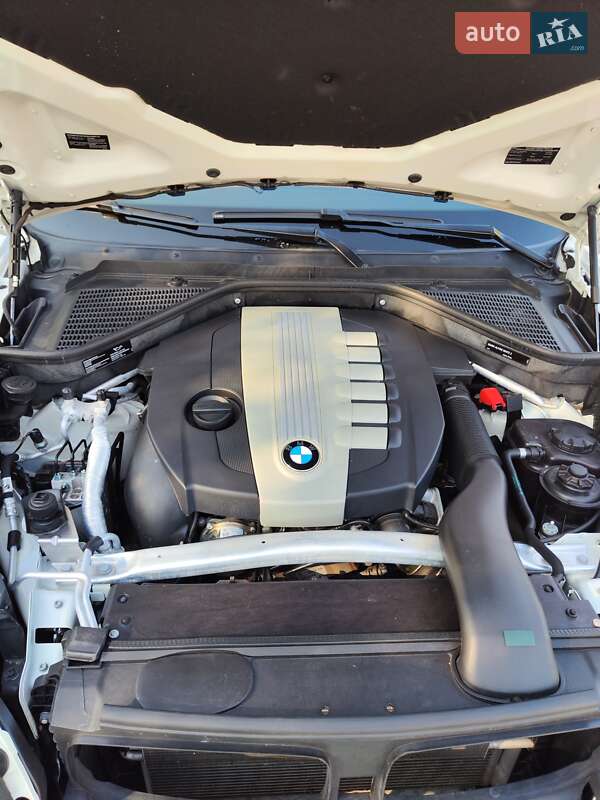 Позашляховик / Кросовер BMW X5 2013 в Києві фото 34 Позашляховик / Кросовер BMW X5 2013 в Києві