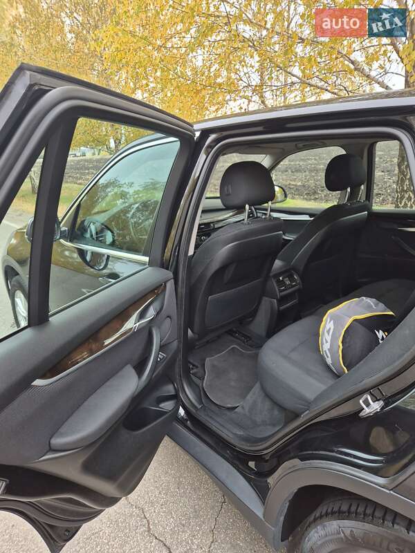 Внедорожник / Кроссовер BMW X5 2015 в Днепре фото 12 Внедорожник / Кроссовер BMW X5 2015 в Днепре