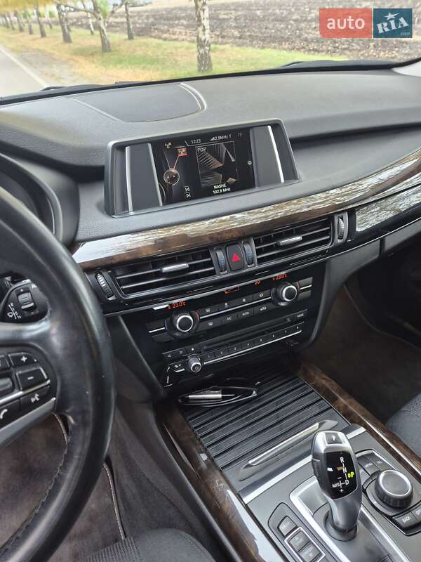 Внедорожник / Кроссовер BMW X5 2015 в Днепре фото 15 Внедорожник / Кроссовер BMW X5 2015 в Днепре
