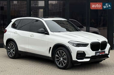Внедорожник / Кроссовер BMW X5 2019 в 