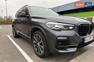 Внедорожник / Кроссовер BMW X5 2018 в 
