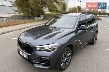 Внедорожник / Кроссовер BMW X5 2018 в 
