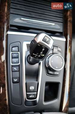Внедорожник / Кроссовер BMW X5 2015 в 