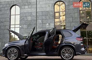 Внедорожник / Кроссовер BMW X5 2019 в 
