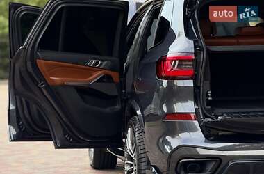Внедорожник / Кроссовер BMW X5 2019 в 