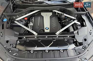 Внедорожник / Кроссовер BMW X5 2019 в 
