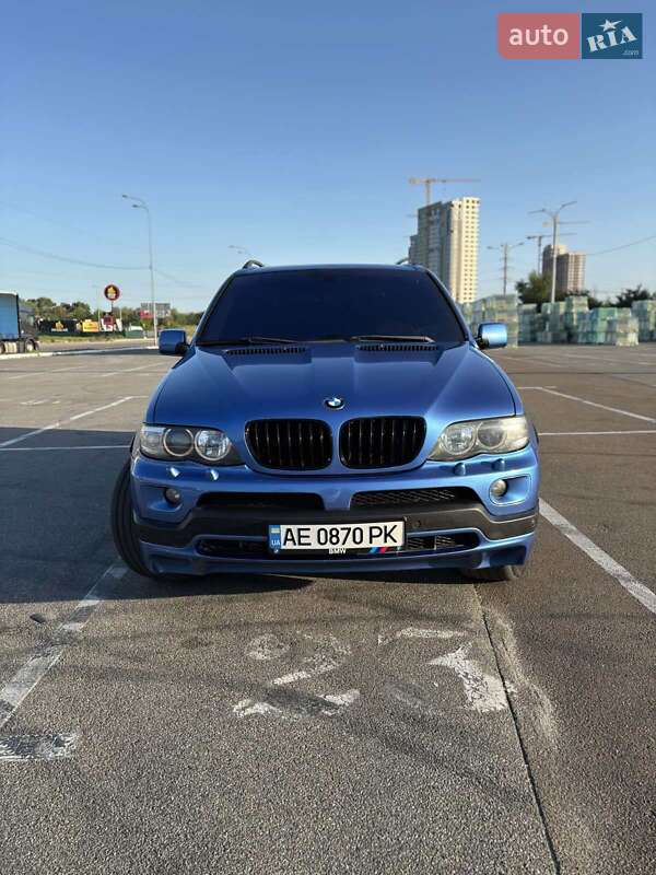 Внедорожник / Кроссовер BMW X5 2004 в Киеве