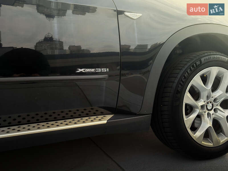 Внедорожник / Кроссовер BMW X5 2011 в Киеве