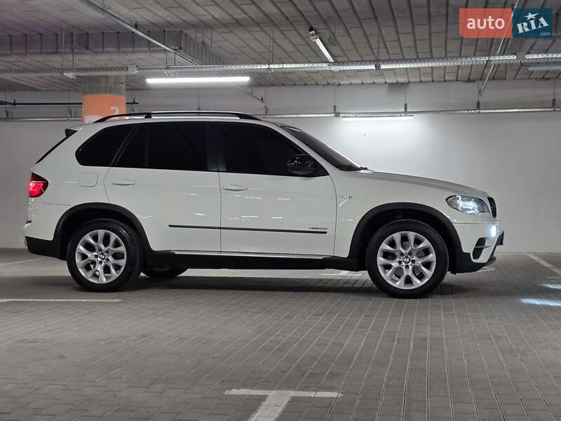 Внедорожник / Кроссовер BMW X5 2011 в Киеве фото 6 Внедорожник / Кроссовер BMW X5 2011 в Киеве