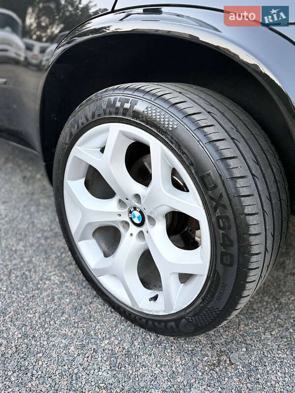Внедорожник / Кроссовер BMW X5 2008 в Ирпене