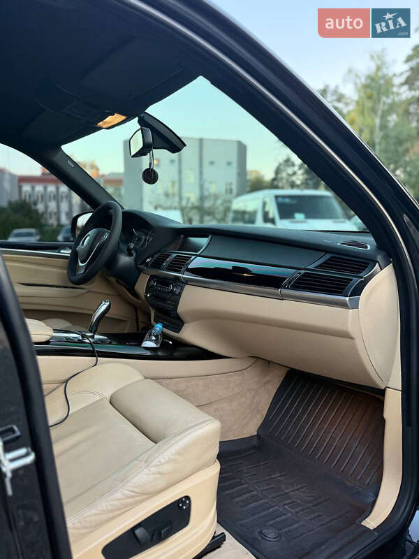 Внедорожник / Кроссовер BMW X5 2008 в Ирпене