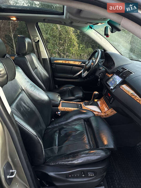 Позашляховик / Кросовер BMW X5 2006 в Луцьку