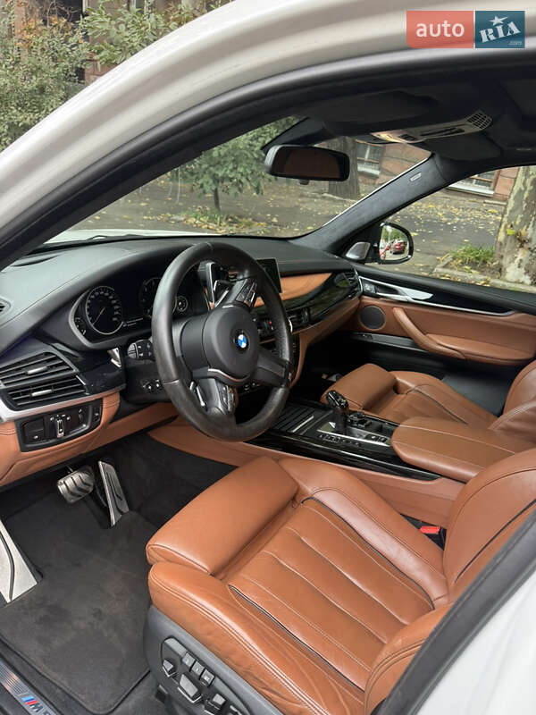 Позашляховик / Кросовер BMW X5 2015 в Одесі