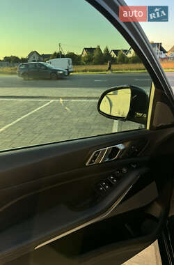 Позашляховик / Кросовер BMW X5 2019 в 